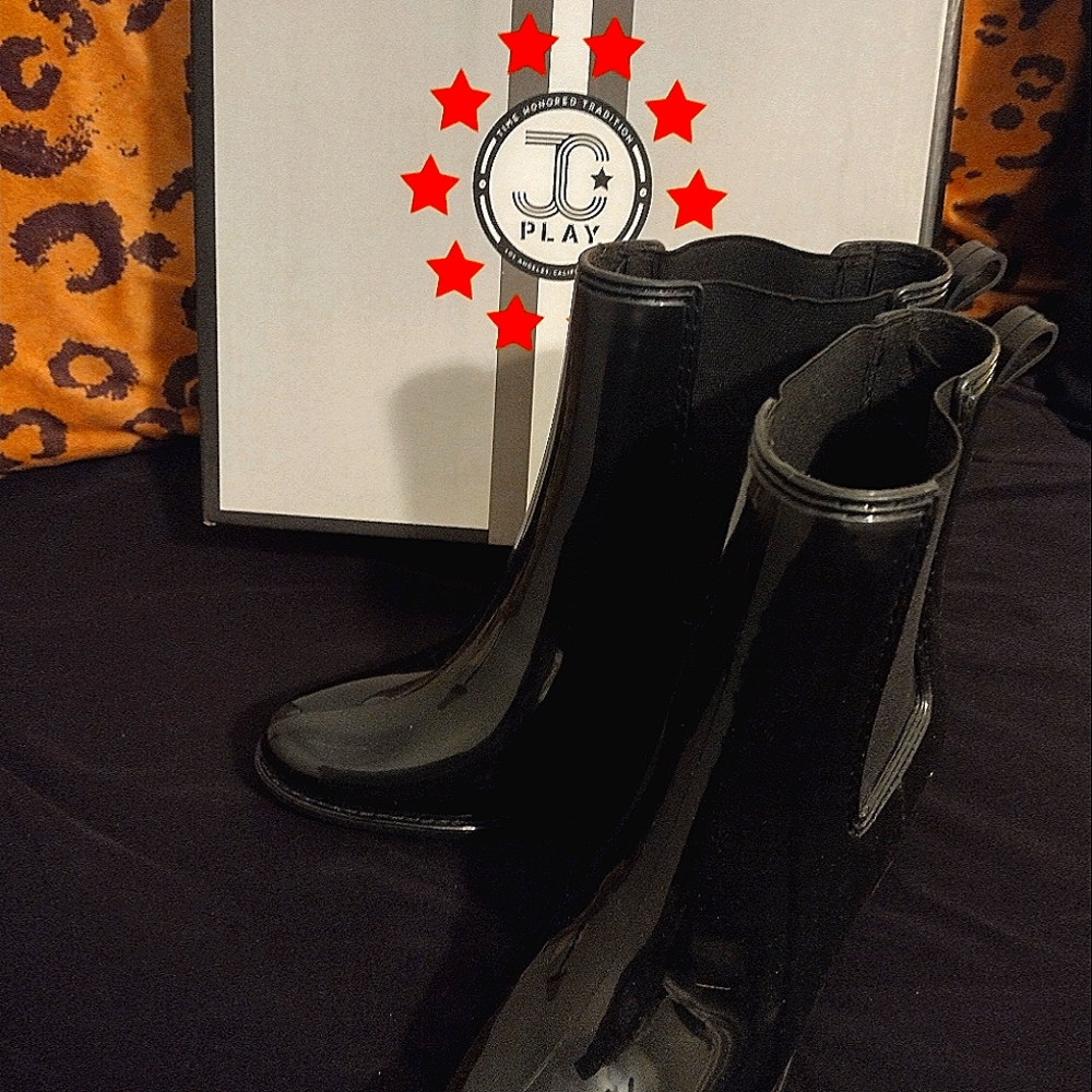 Jeffrey Campbell Waterproof Booties (Shiny)